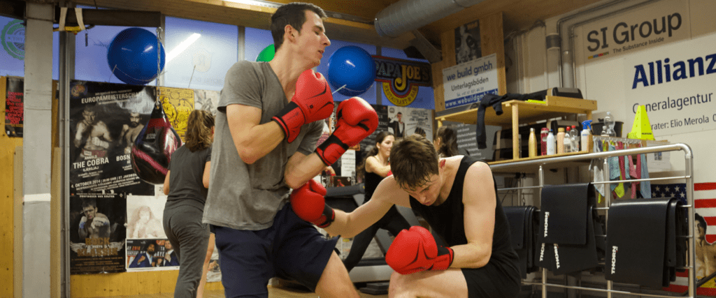 Wettkampf-Boxtraining im Arnold Boxfit Pratteln