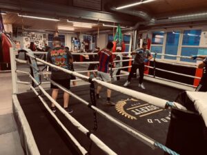 Fitness Training Jugendliche 13+, Arnold Boxfit Pratteln